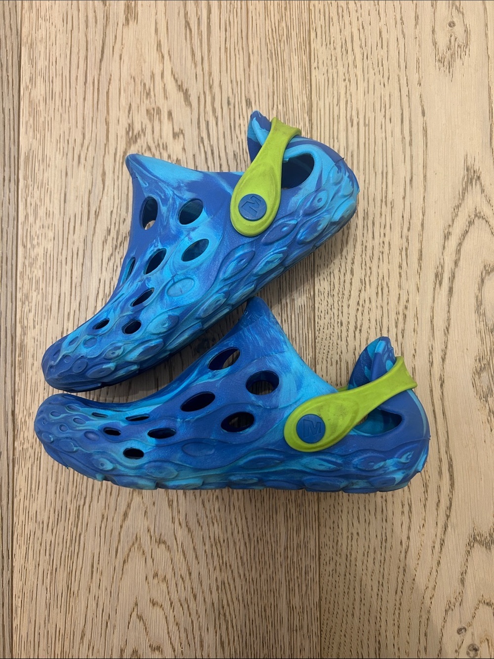 MERREL Kids Blue and Green Slip-On Water Clogs - Picture 3 of 5
